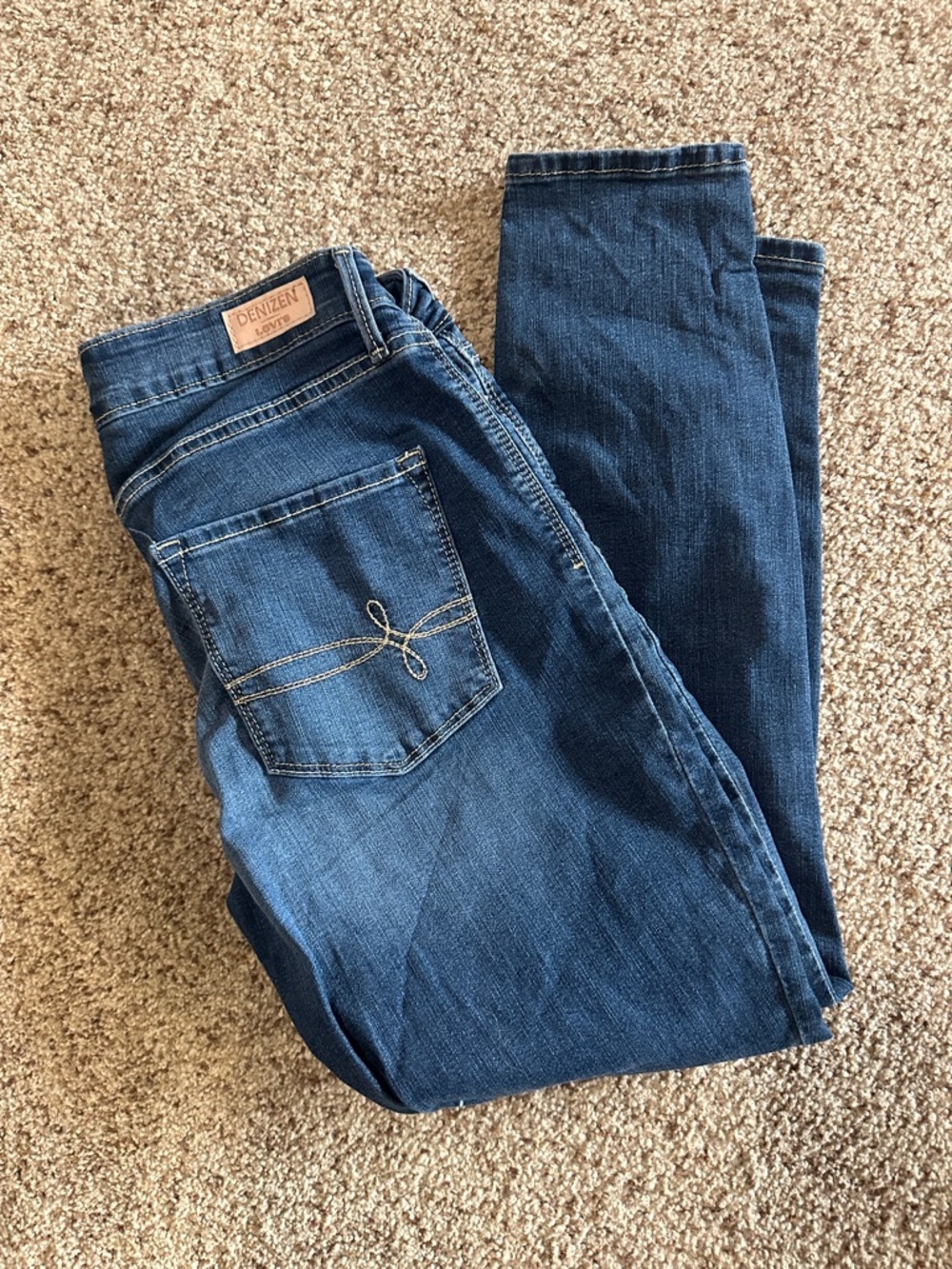 Denizen from Levi's Women's Dark Denim Skinny Jeans